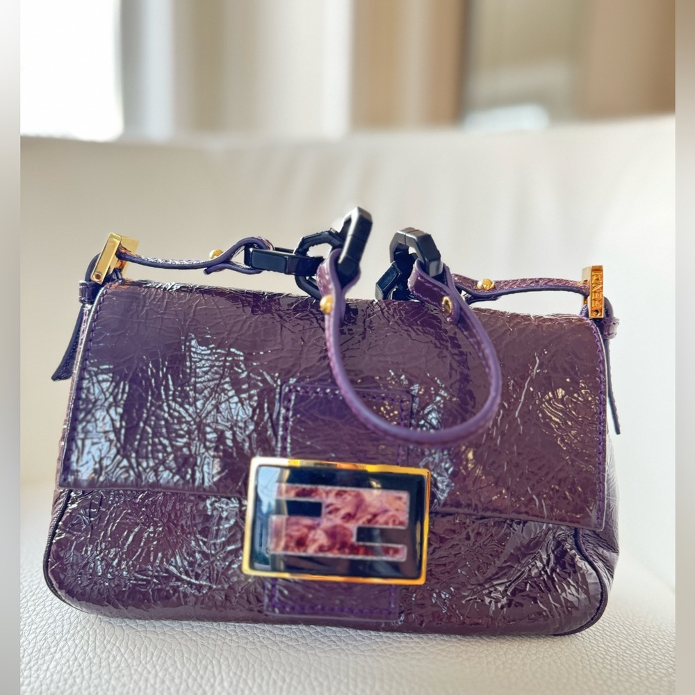 RARE🦋Fendi Authentic leather purple Gold mini mama baguette